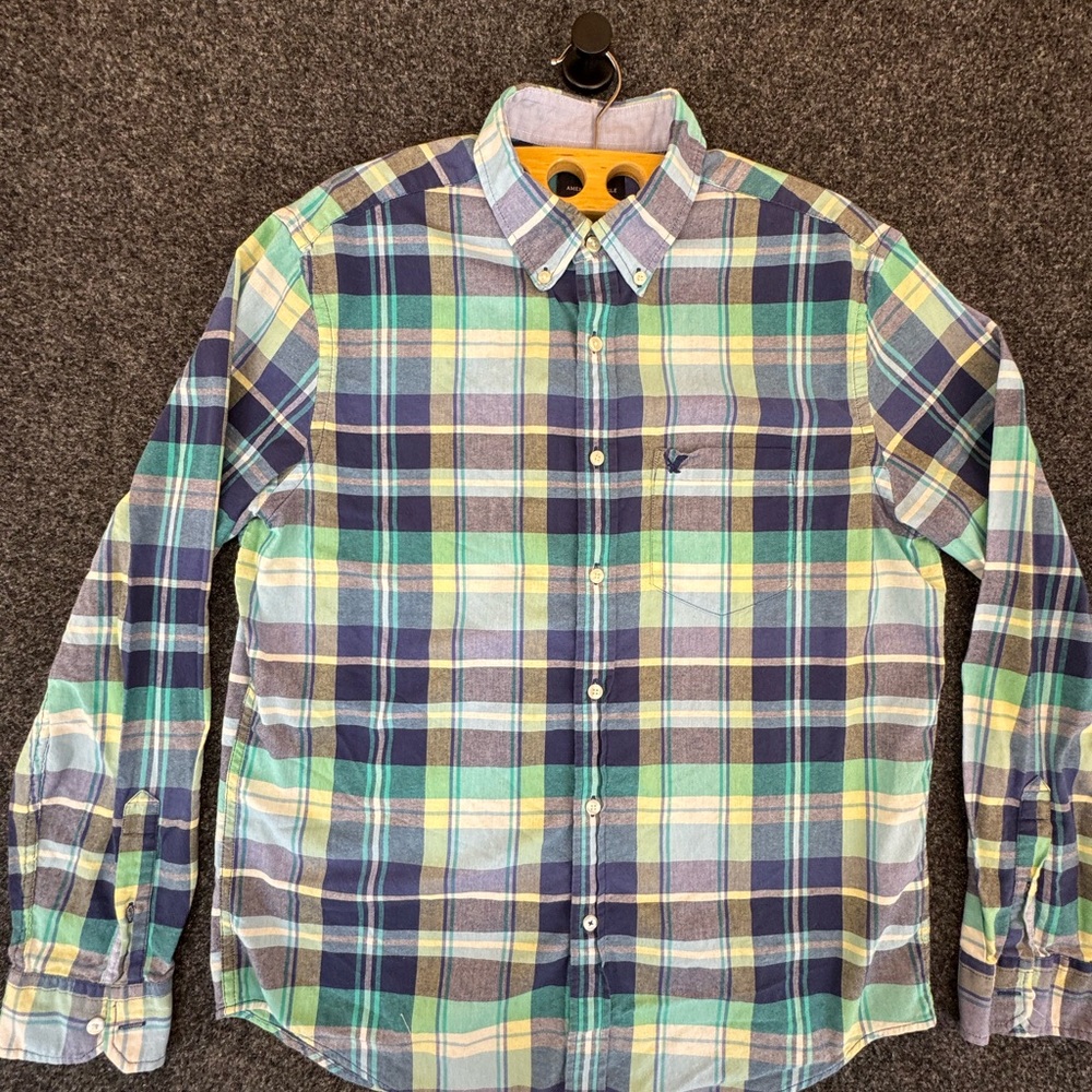 American Eagle Outfitters Plaid Button-Down Shirt in Blue and Green